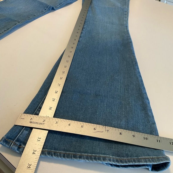 J Brand High Rise Blue Denim Flare Leg Jeans with Stretch, Size 26 - Picture 16 of 16